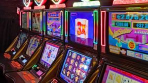 Inside the slot machine: surprising facts most players ignore